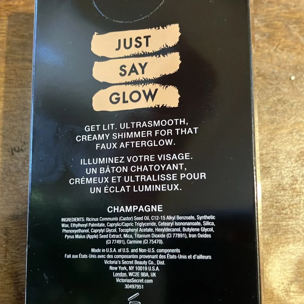 Victoria’s Secret rare & htf Glow makeup bundle NWT - Picture 11 of 14